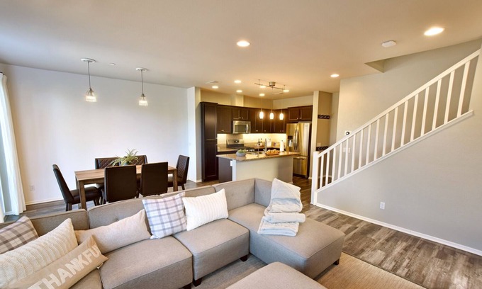 Otay Ranch House | Beautiful home at Summit Eastlake, San Diego.