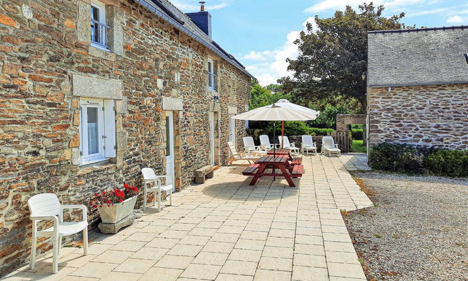 Clohars-Carnoet House | Beautiful home in Clohars Carnoet