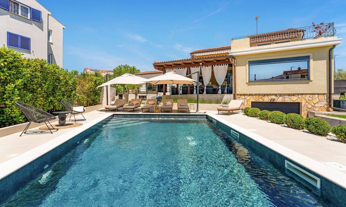 Biograd na Moru House | Beautiful home in Biograd na moru