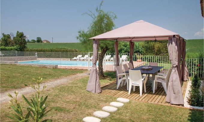 Beauville House | Beautiful home in Beauville with 5 Bedrooms, WiFi and Outdoor swimming pool