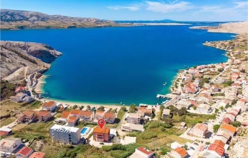 Metajna House | Beautiful Home In Metajna With Wifi