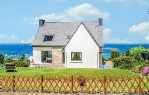 Trelevern House | Beautiful Home In Trélévern With Wifi