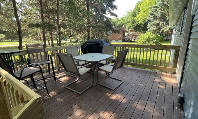 Clear Lake House | Beautiful home on Clear Lake, just minutes from downtown and Surf District!