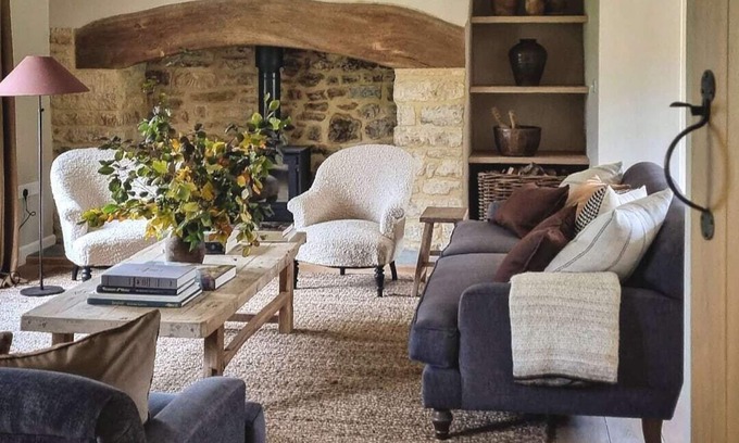 South Cadbury House | Beautiful House & Garden in Heart of Somerset