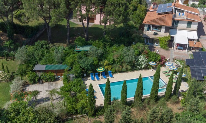 Montelupo Fiorentino Villa | Beautiful villa with private pool, A/C, WIFI, TV, terrace, pets allowed and panoramic view