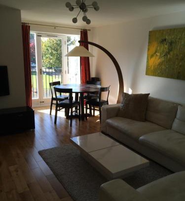 Grove Apartment | Beautiful Kingston apartment