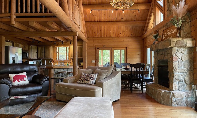 Lake Lure Cabin | π Beautiful Lake Lure Log Cabin Home Amazing Mountain Views Fun Game Room π