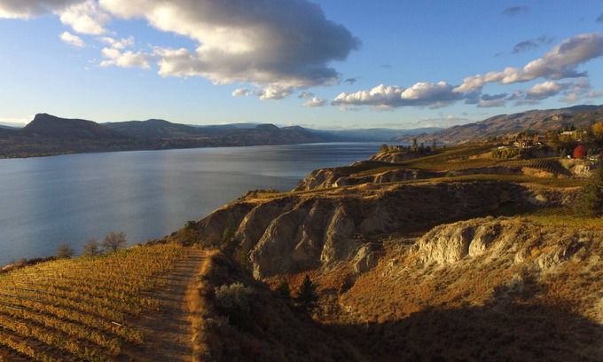 Okanagan-Similkameen House | Beautiful lakefront vineyard in the heart of Okanagan wine country , 2BR suite