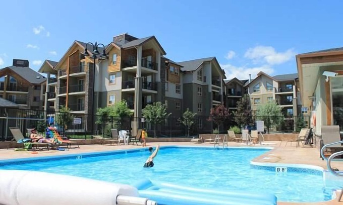 East Kootenay Condo | BEAUTIFUL LAKESIDE CONDO PERFECT FOR FAMILIES