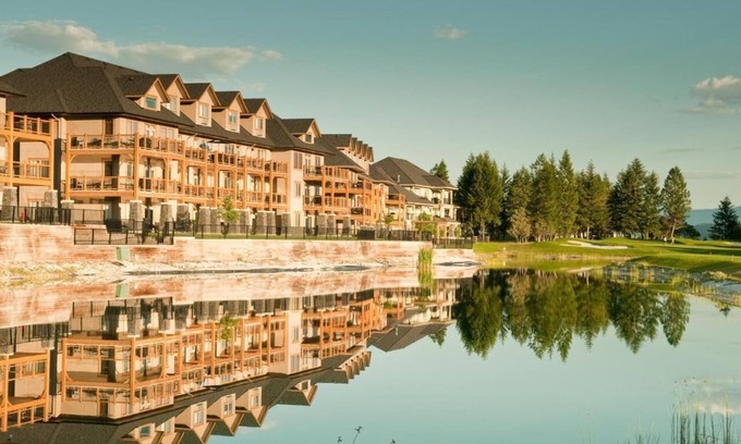 East Kootenay Resort | Beautiful location Radium Hot Springs, hiking, skiing, golf, family sized