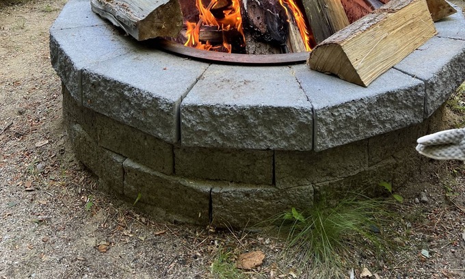 Eidelweiss Village Cabin | BEAUTIFUL LOG HOME!! Some pets ok with owners approval!