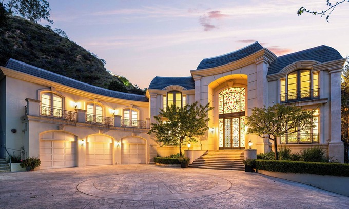 Bel Air Villa | Beautiful Mediterranean Villa