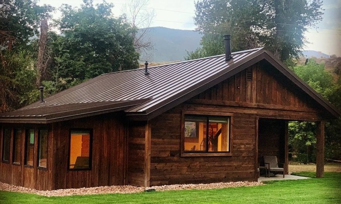 Sundance Cabin | Beautiful Mountain Cabin on Lower Provo River