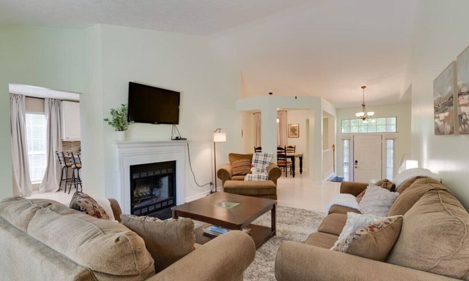 Windsor Green House | Beautiful Neighborhood 3BD home