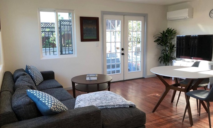 Hermosa Beach House | Beautiful, newly-remodeled 1 bedroom 1 bath private home in sunny Hermosa Beach!