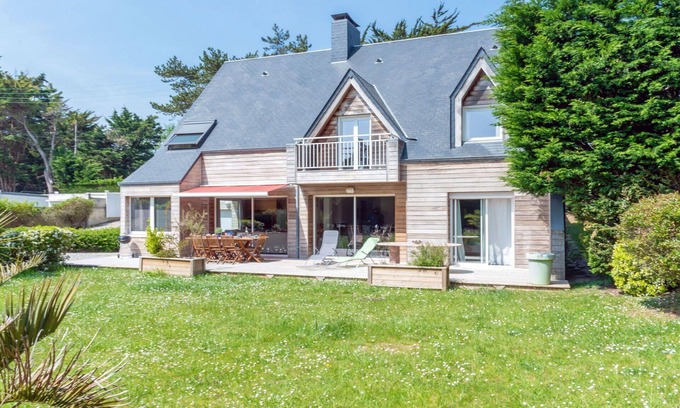 Agon-Coutainville House | Beautiful private villa for 12 guests with TV, terrace and pets allowed