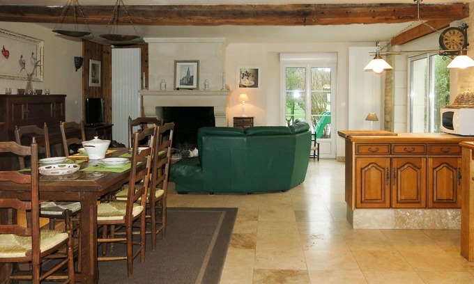 Cambes-en-Plaine House | Beautiful private villa for 6 people with WIFI, TV, terrace and pets allowed