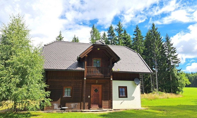 Liebenfels House | Beautiful private villa for 5 guests with TV and terrace