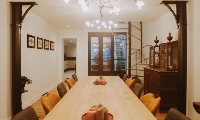 Blankenberge Villa | Beautiful private villa for 12 guests with WIFI, TV and patio