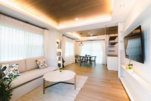 Samut Sakhon Villa | Beautiful private house