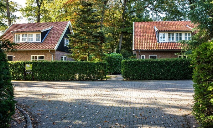 Losser House | Beautiful private villa for 16 people with WIFI, TV and terrace