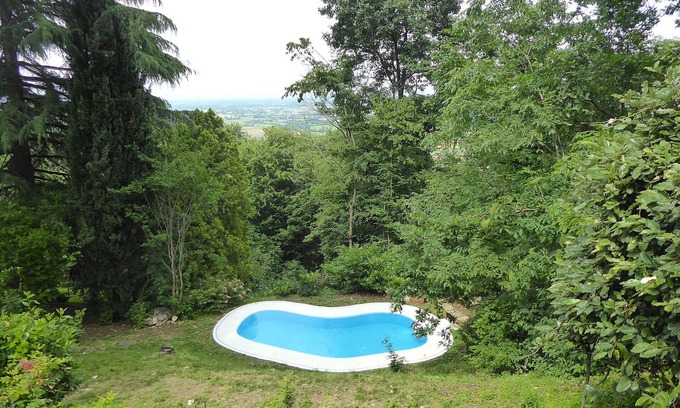 Teolo Villa | Beautiful private villa for 8 people with private pool, hot tub, A/C, WIFI and patio, close to P.