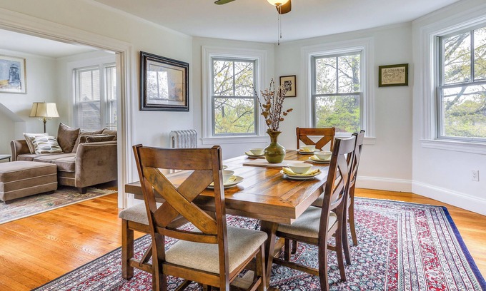 South Providence Apartment | Beautiful Providence Apt Near Dtwn & Federal Hill!