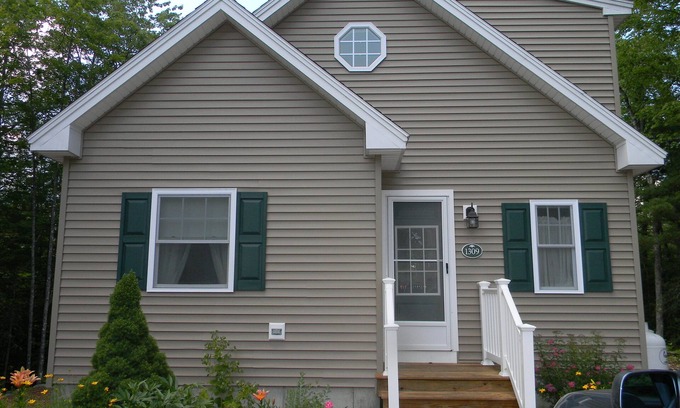South Casco House | Beautiful Pt Sebago Home - Availability for 2025
