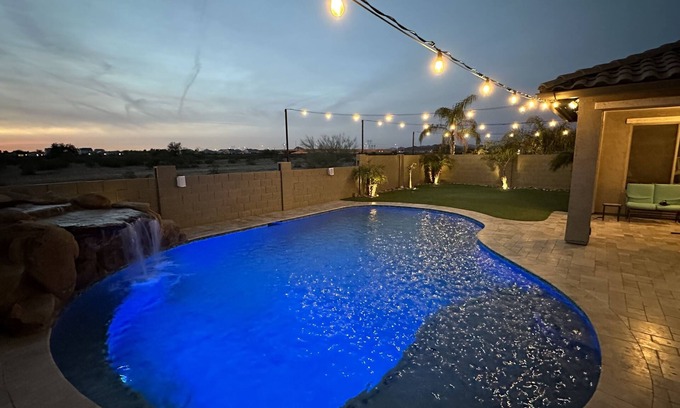 Crossriver House | Beautiful Remodeled Home with Heated Pool