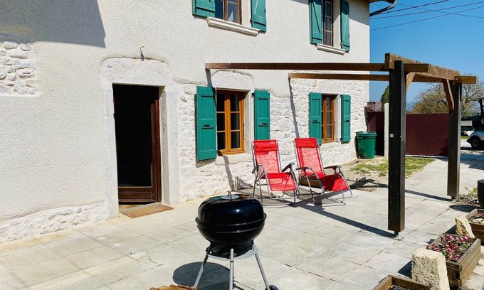 Vignieu House | Beautiful renovated old country house with land 3000 m2