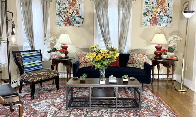 Codman Square Apartment | Beautiful Retreat close to Downtown Boston. Pets friendly.