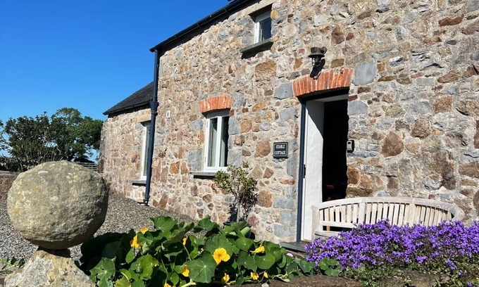 Sageston Cottage | Beautiful rural location, Pembs Coast National Park near beaches, walk to Carew