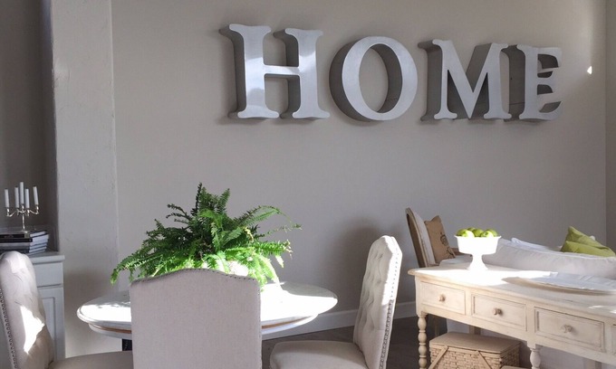 Camelot Ranch Cabin | Beautiful Scottsdale Home. Near everything!. Pool, hot tub & outdoor fireplace.