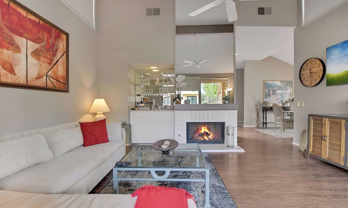 Cathedral City House | Beautiful Semi-Detached Townhouse in Cathedral City