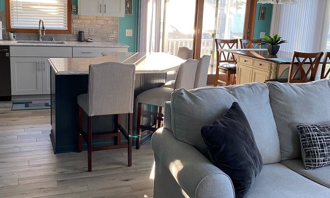 Coldwater House | Beautiful & spacious home with a private dock & a perfect view of Coldwater Lake