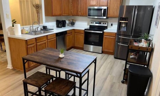 Temple House | Beautiful Spacious Home in Temple with 2 king beds and amenities for kids
