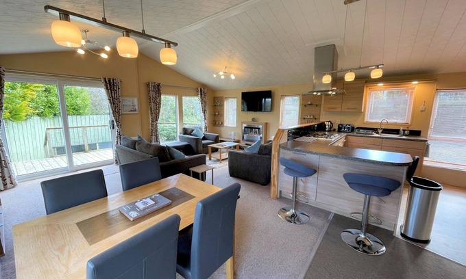 Rockcliffe House | Beautiful Spacious Lodge in Kippford Country Park | Pass the Keys