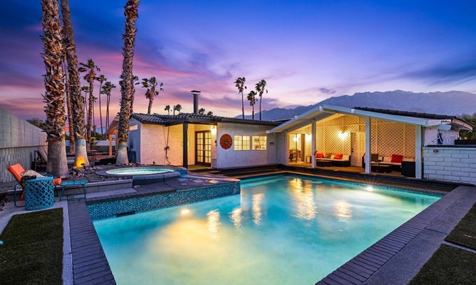 Racquet Club South House | Beautiful, Spacious, Amazing Amenities -Pool & Spa