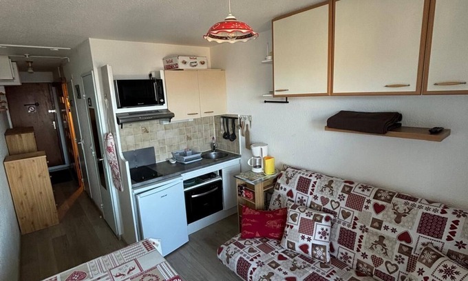 Jeux Apartment | Beautiful Studio, Quartier ECLOSE EST