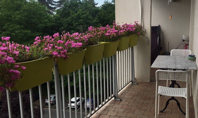 Merignac Apartment | Beautiful sunny apartment with terrace in the center of Merignac