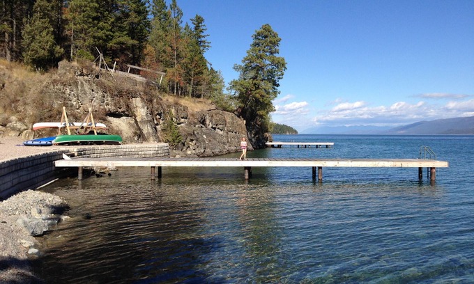 Finley Point House | Beautiful timber frame Finley Point home, lake frontage. High speed internet.