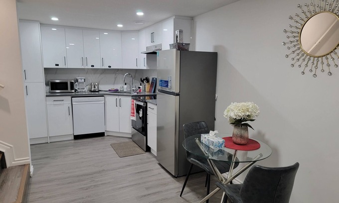 Beaumont House | Beautiful Tranquil One Bedroom, calm, cozy and clean Basement Suite