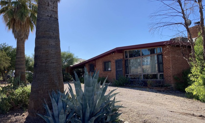 Duffy House | Beautiful Tucson Home w/Pool