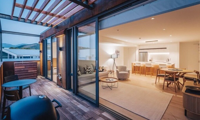 Nelson Apartment | Beautiful Urban Apartment 5