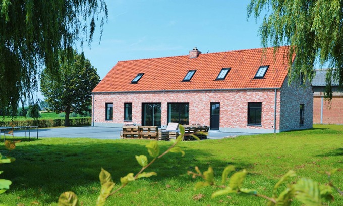 Passendale Villa | Beautiful vacation farm for 20pers.