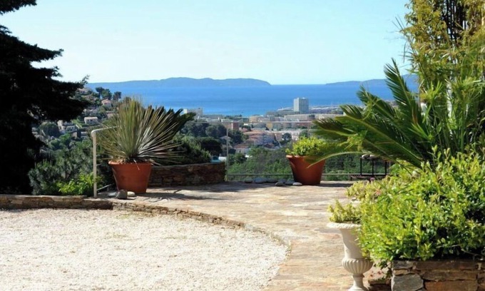 Bormes-Les-Mimosas Villa | Beautiful villa with sea view, 2.5km from the beach, in the heart of nature