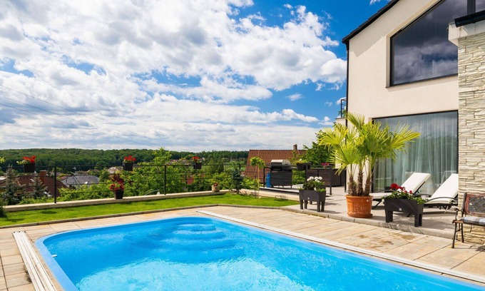 Lany Villa | Beautiful villa for 4 guests with WIFI, pool, TV, balcony, panoramic view and parking
