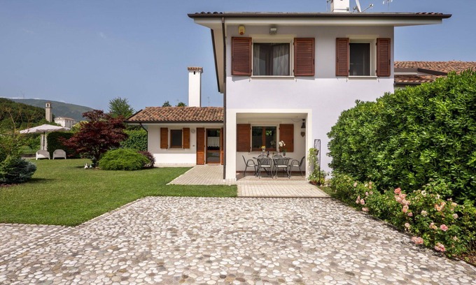 Sequals House | Beautiful villa for 7 people with WIFI, A/C, TV and terrace