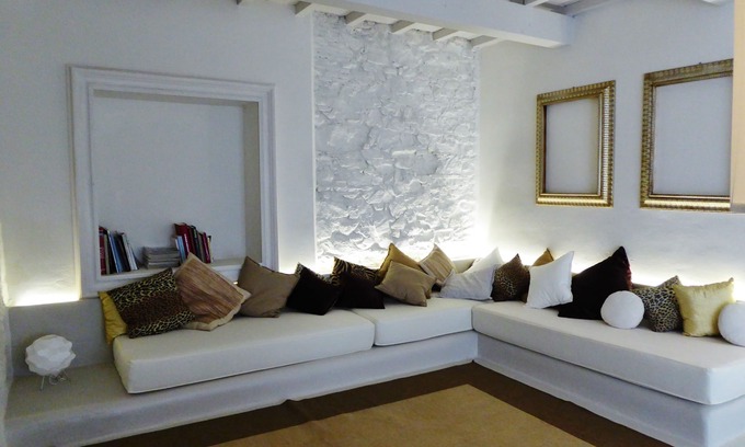 Vicopelago Villa | BEAUTIFUL VILLA IN HUGE GARDEN WITH SWIMMING POOL