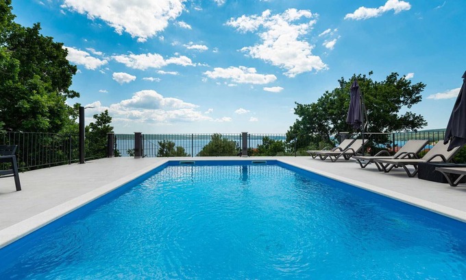 Maslenica Villa | Beautiful Villa Katharina with pool